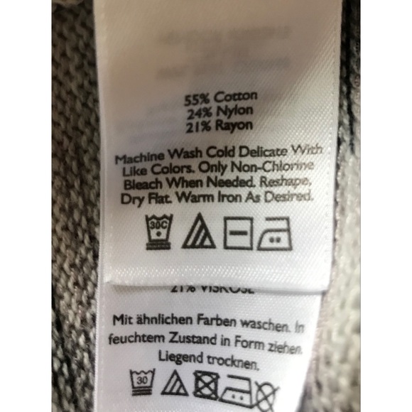 Eddie Bauer Women’s Half Button V-Neck Gray Sweater Size Small - Picture 6 of 7